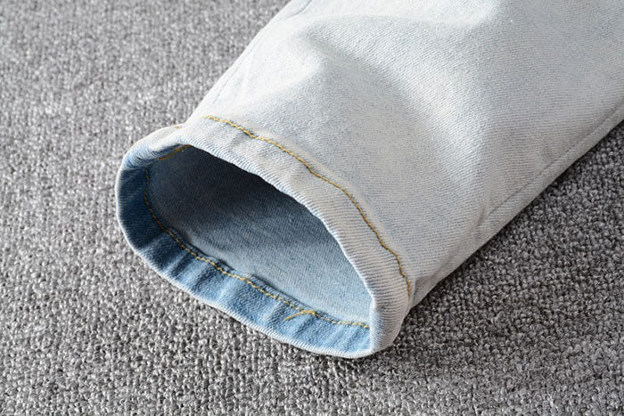 AMIRI #650 Jeans